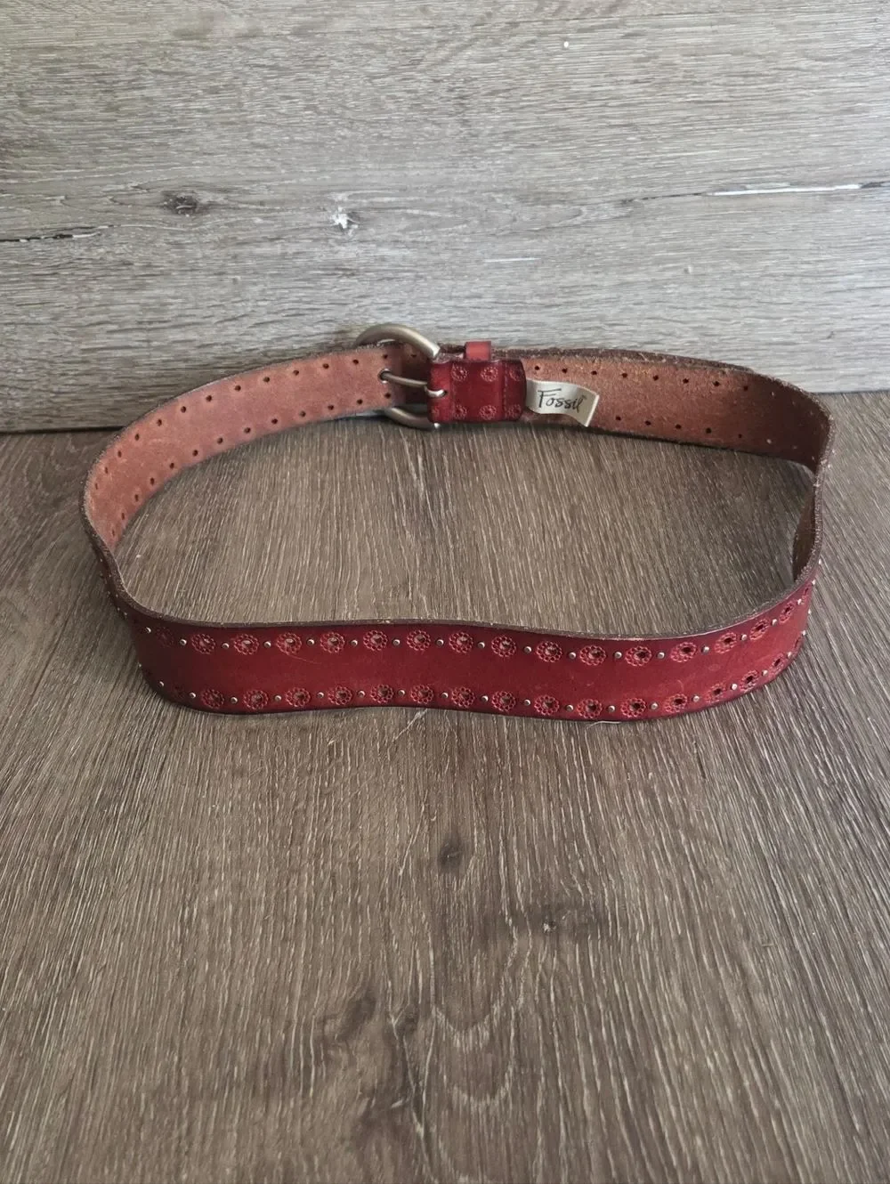 Fossil leather belt